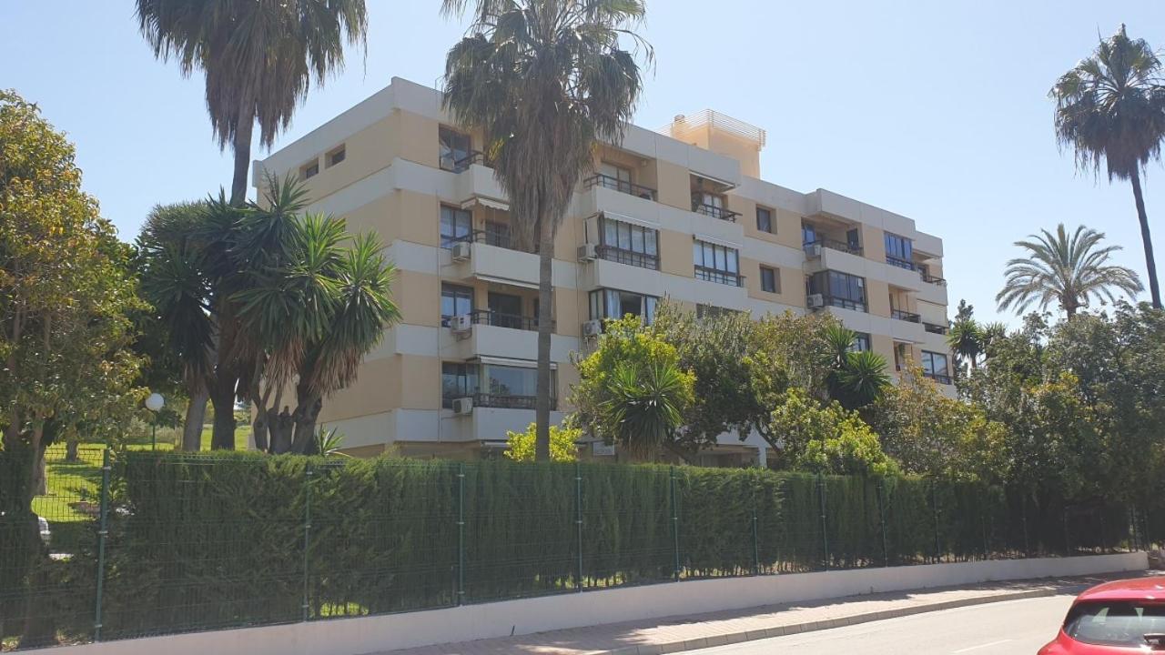 Апартаменти Torres De Aloha 2 Bdr Puerto Banus Марбелья Екстер'єр фото