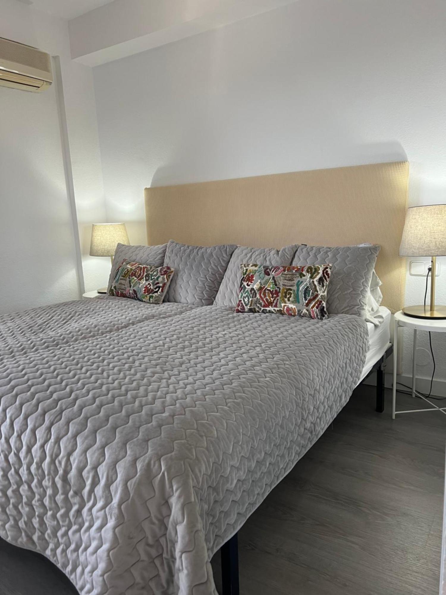 Апартаменти Torres De Aloha 2 Bdr Puerto Banus Марбелья Екстер'єр фото