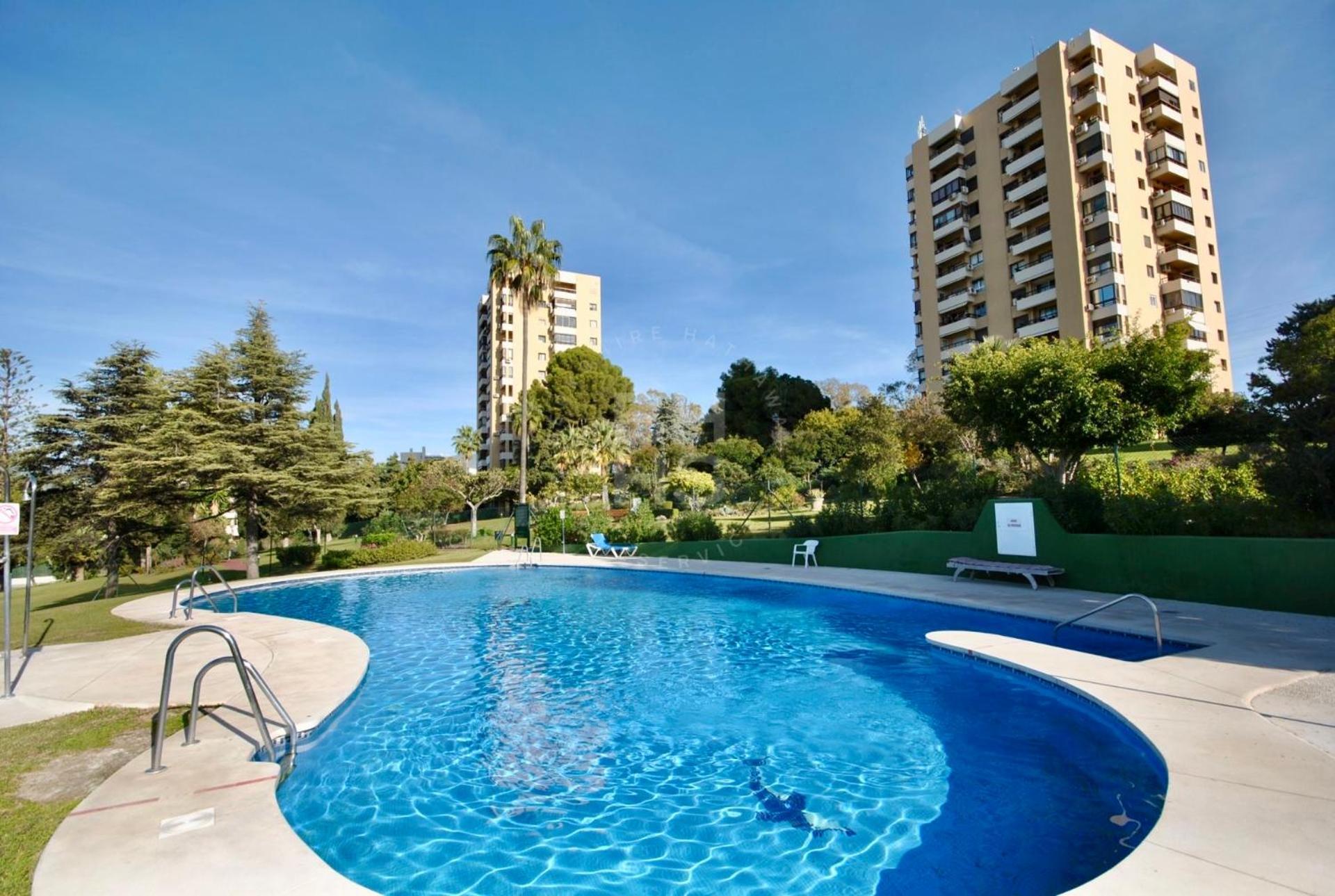 Апартаменти Torres De Aloha 2 Bdr Puerto Banus Марбелья Екстер'єр фото